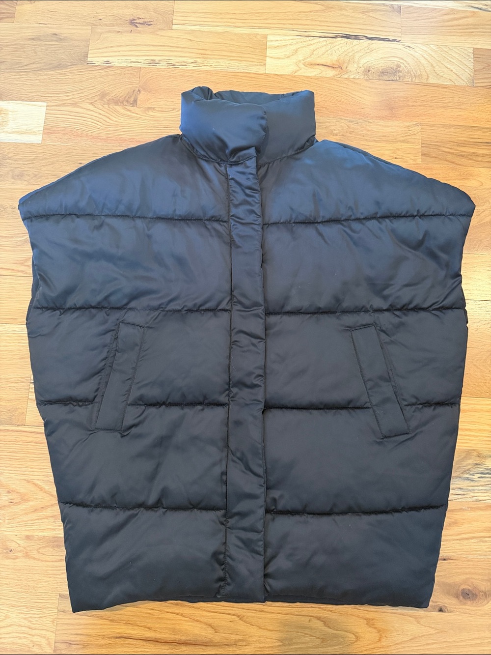 Women’s Kenneth Cole Black Puffer Vest Jacket - NWT